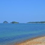 青木海岸と絹島　丸亀島